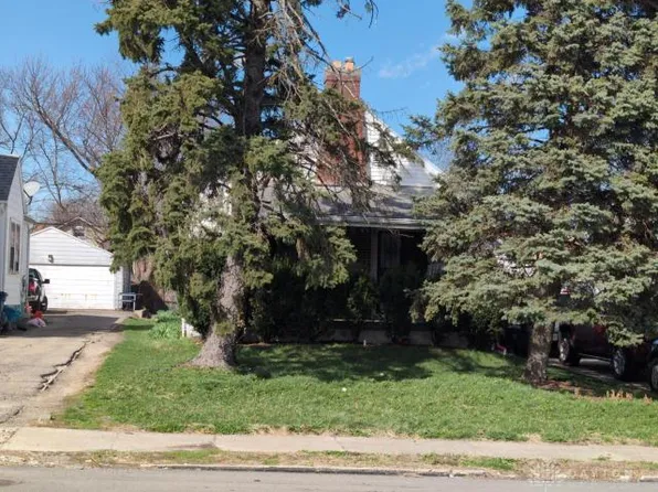 109 E Siebenthaler Ave, Dayton, OH 45405