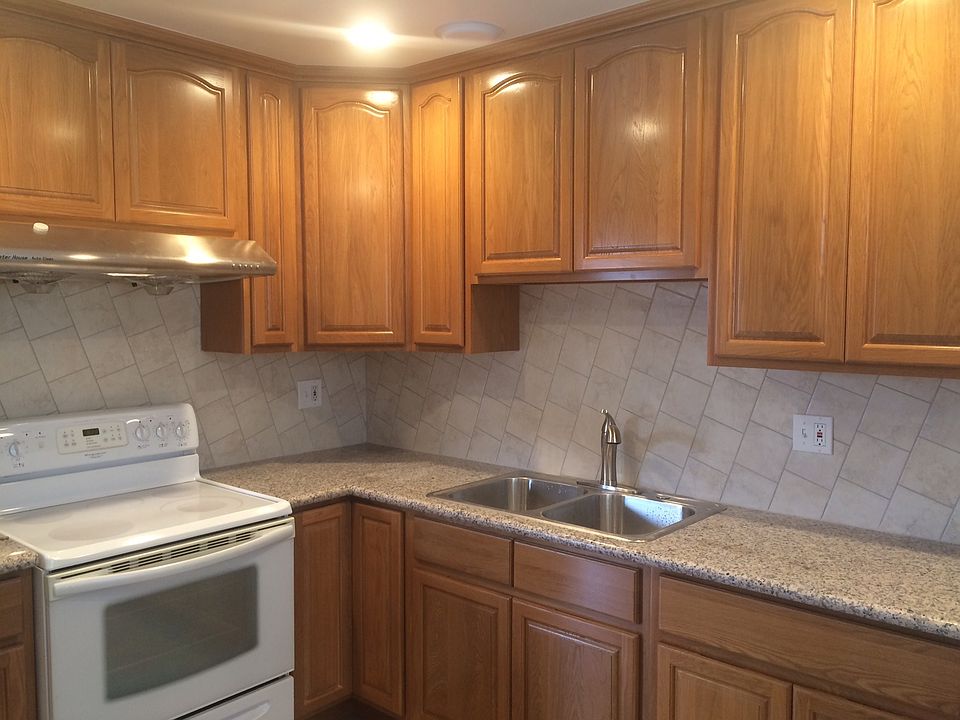 1st image of 595 Nido Dr APT 4