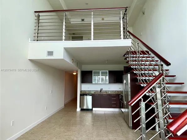 41 SE 5th St APT 2405, Miami, FL 33131