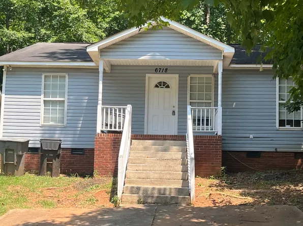 6718 Rockwell Blvd, Charlotte, NC 28269