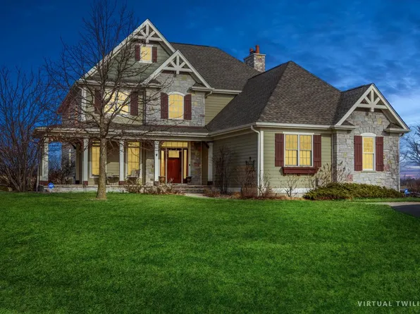 N1379 Meadow Ridge LANE, Lake Geneva, WI 53147