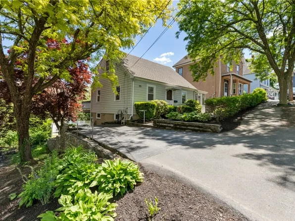 47 High South St, Melrose, MA 02176