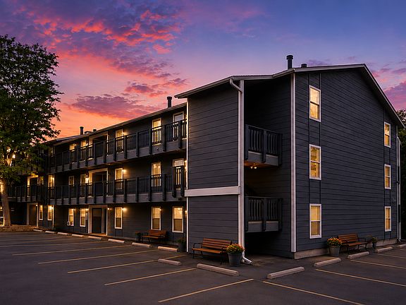 2nd image of 420 S Depew St APT 133