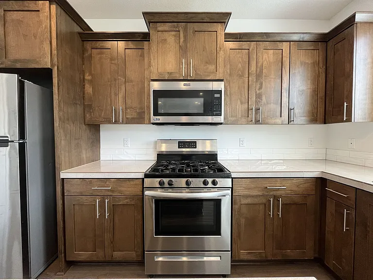 2095 S Heather St — Photo 10