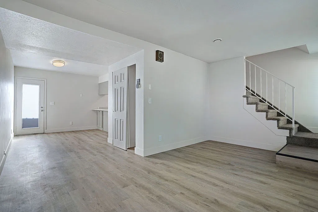Westmont Townhomes — Photo 2