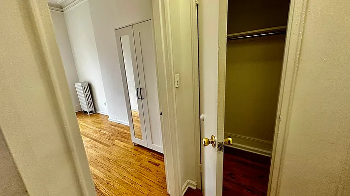 Rented by HOLTON REAL ESTATE INC. | media 22