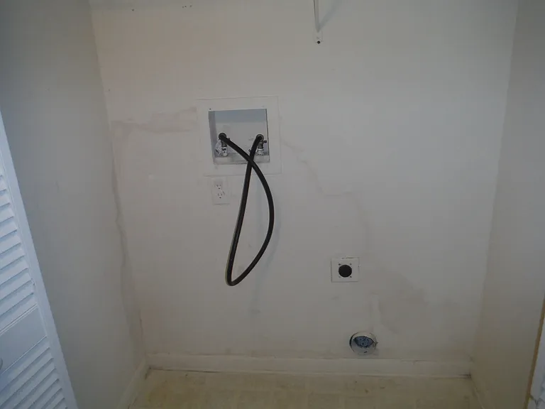 3510 Sable Palm Ln #E — Photo 11