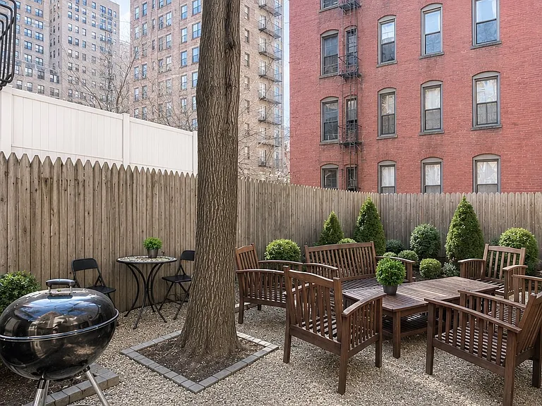 40 W 85th St #GR — Photo 11