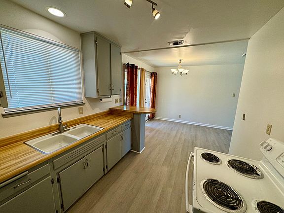 4th image of 5988 N Haven Dr
