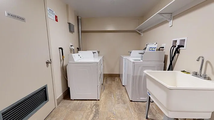 Rented by NY Space Finders Inc. | media 22