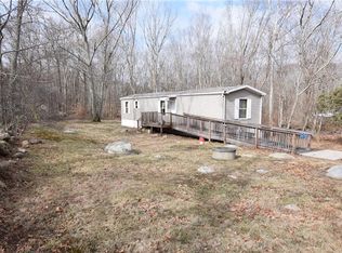 1 Tanner Ln, Ashaway, RI 02804