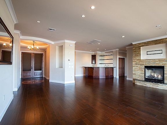 4th image of 4909 N Woodmere Fairway Unit 3006