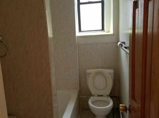 567 E 26th St APT 1L, Brooklyn, NY 11210