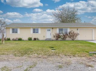 284 5th Ave, Burbank, WA 99323