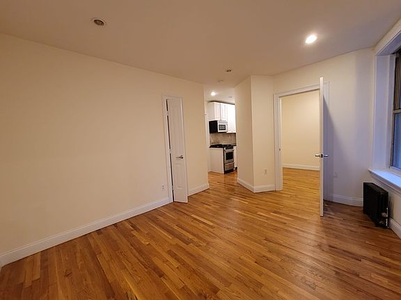 2nd image of 408 W 44th St #83