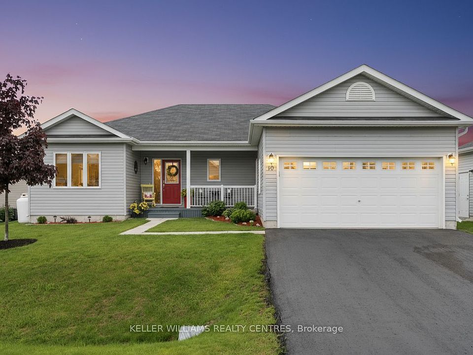 1st image of 10 Sinclair Cres