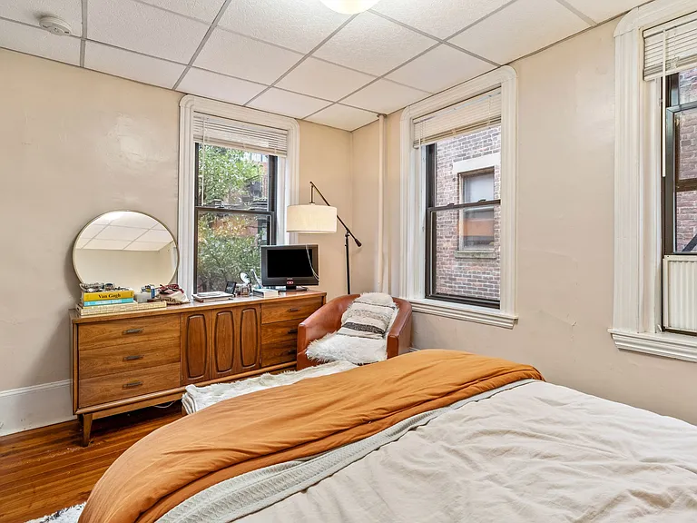 37 Joy St #6 — Photo 8