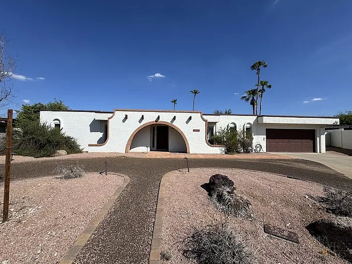 5 bed, 3.0 bath, 3548 sqft, $3,795 — Photo 3