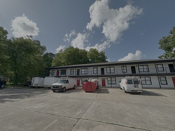 5th image of 1500 W Nettleship St #10