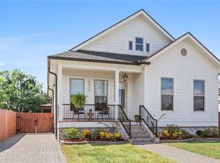 6026 Cameron Blvd, New Orleans, LA 70122