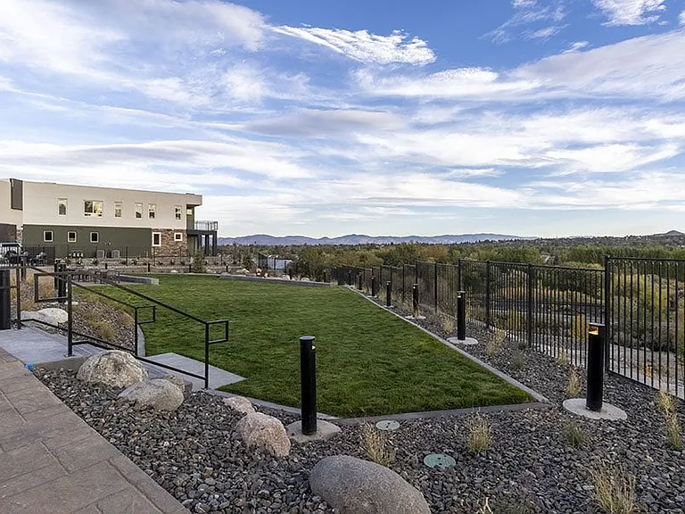 The Retreat Luxury Apartments — Photo 55