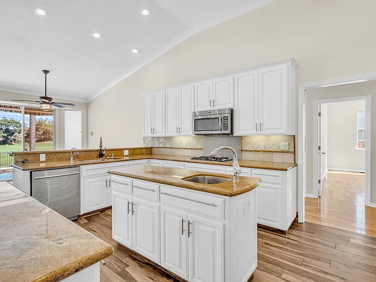 2317 Wayfarer Dr — Photo 24