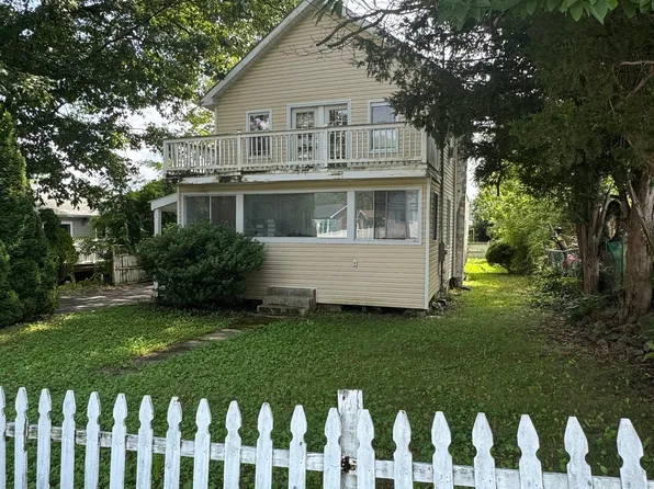 6 Beech Street, Danbury, CT 06810