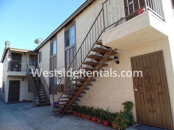 2nd image of 132 N Vendome St APT 5