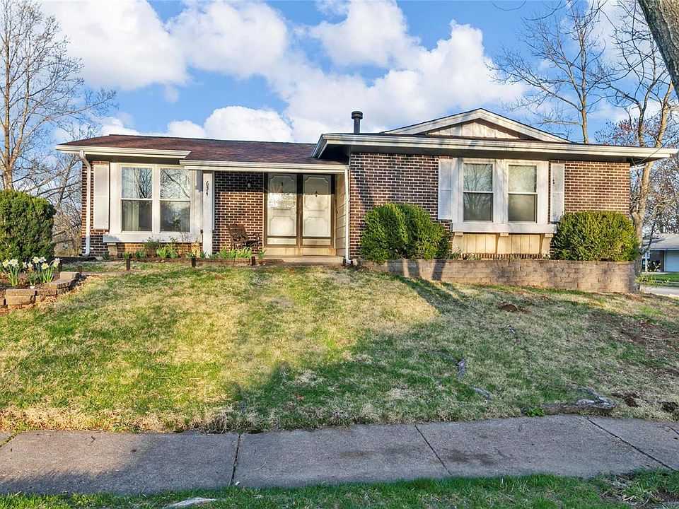 634 Towerwood Dr, Ballwin, MO 63021 Zillow