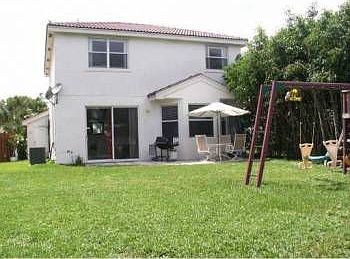 2nd image of 7070 Middlebury Dr