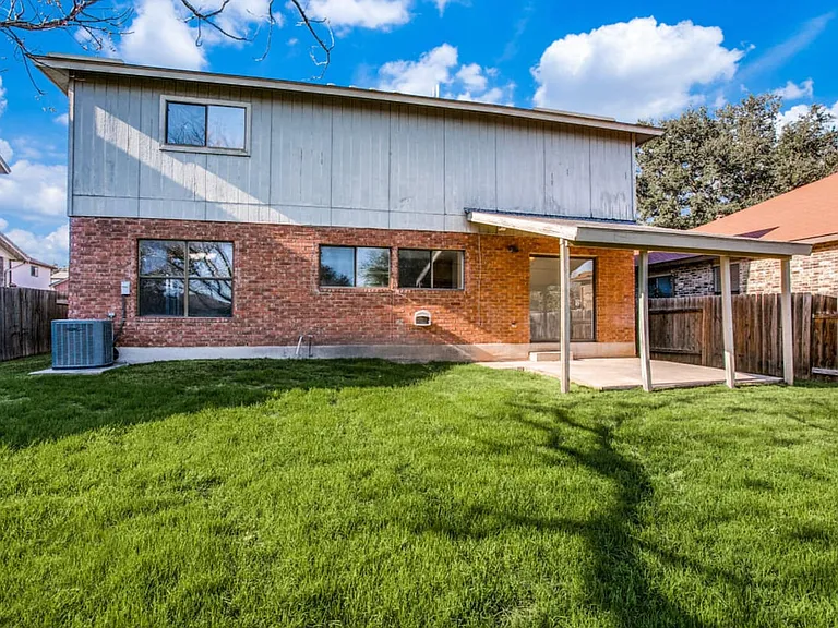 8026 Manderly Pl — Photo 13