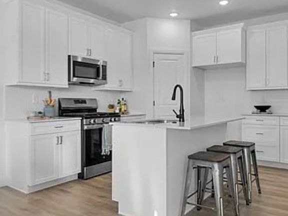 5th image of 893 W Bright Ridge Ln