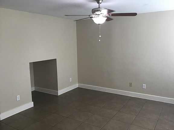 2nd image of 10623 Cobblecreek Way