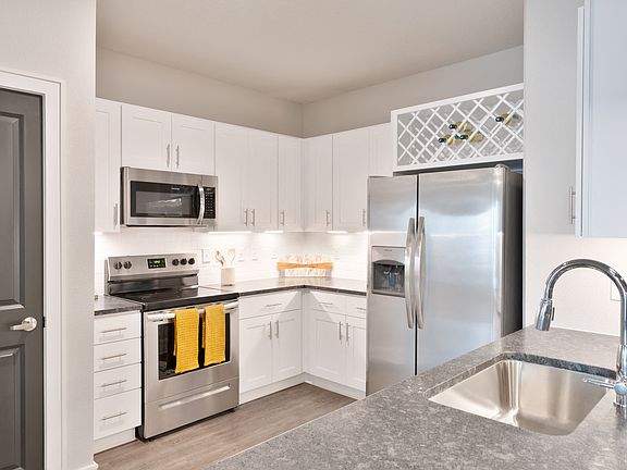 3rd image of 3000 Cypress Lake Rd #2106