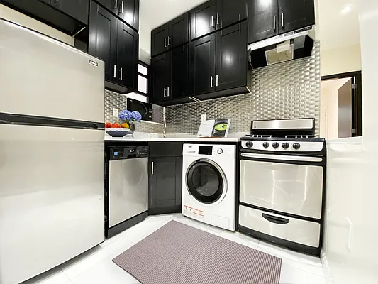 Rented by Voro NYC | media 15