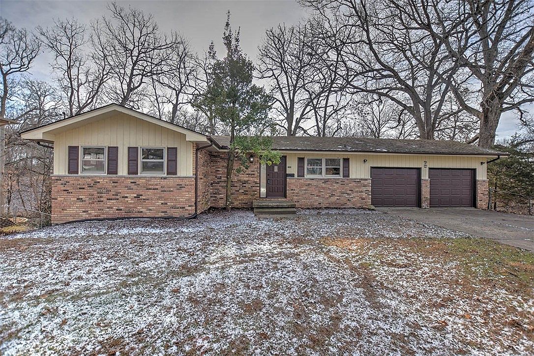 3239 Fields Ct, Decatur, IL 62521 Zillow