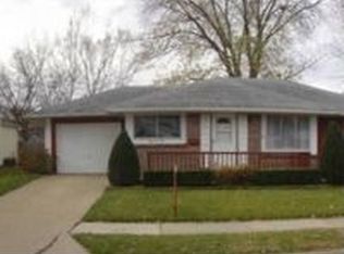 1105 E 20th St, Sterling, IL 61081