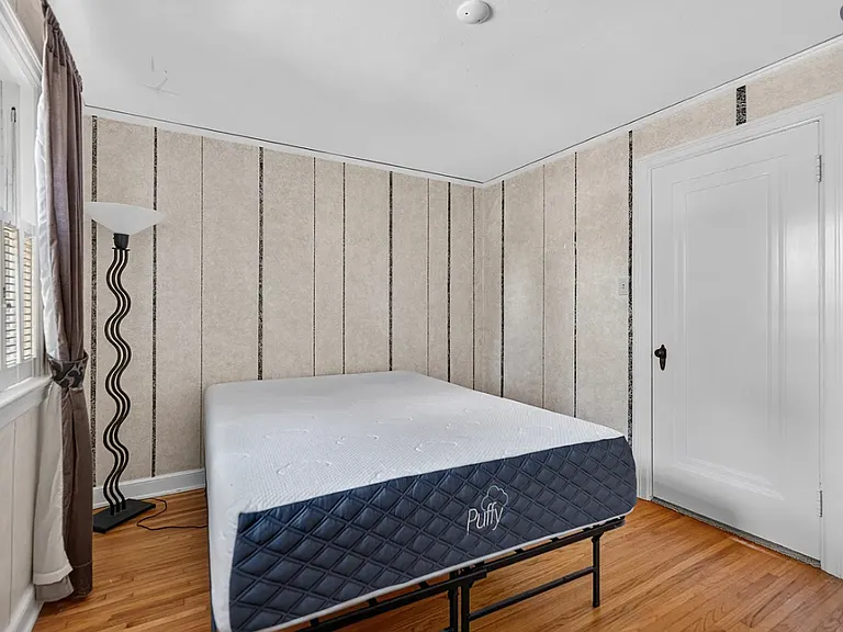 208 Robert Ave #1 — Photo 10