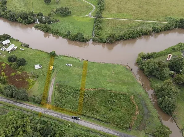 829 Boyance Rd, Erath, LA 70533