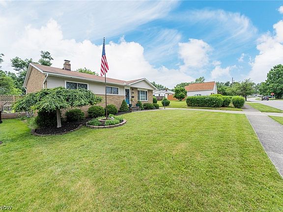 3rd image of 2601 Augustine Dr