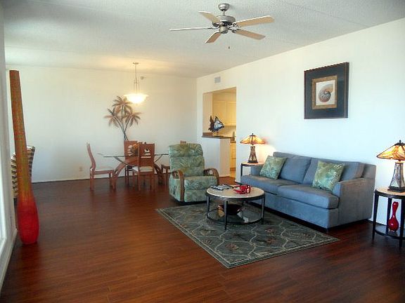 4th image of 111 E Hacienda Blvd #602
