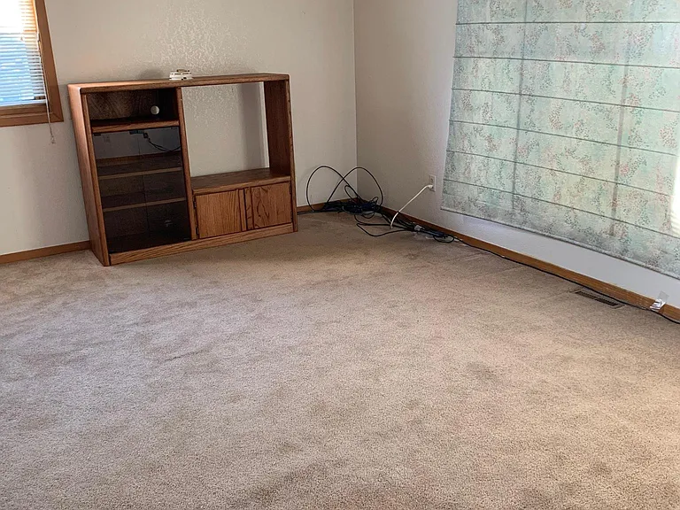2873 Springdale Ln — Photo 32