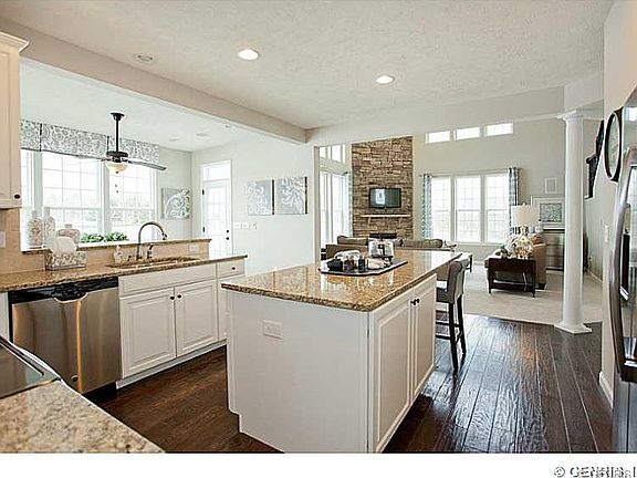 5th image of 6055 Amber Dr