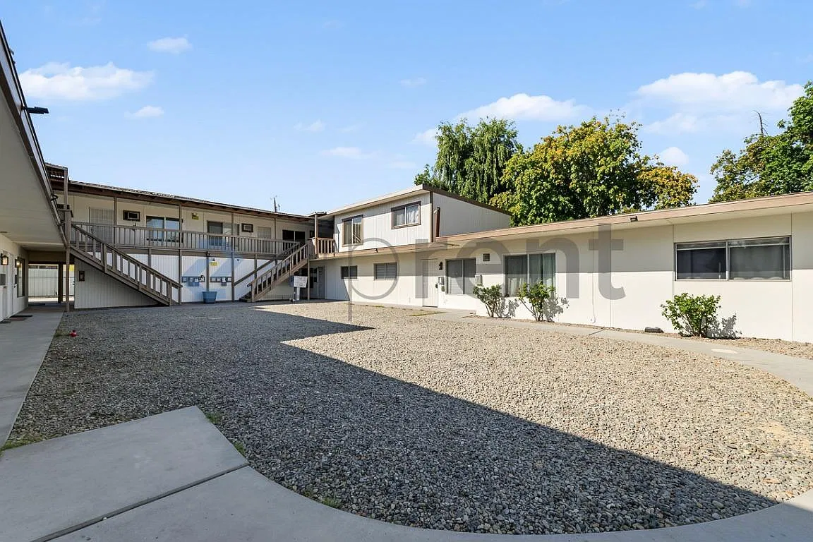1 bed, 650 sqft, $1,195 — Photo 3