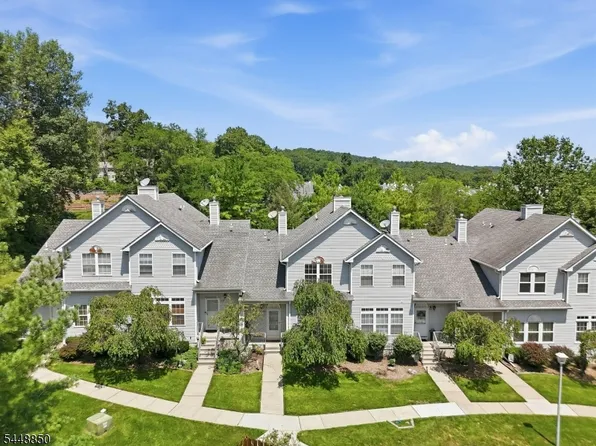 327 Carnegie Ct, Independence Twp., NJ 07840