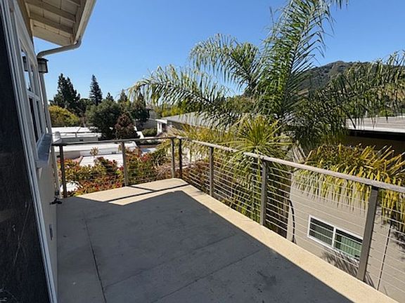 2nd image of 491 N Chorro St