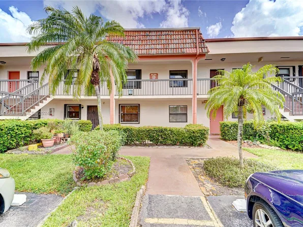 851 NE 207th Ln APT 203-13, North Miami Beach, FL 33179