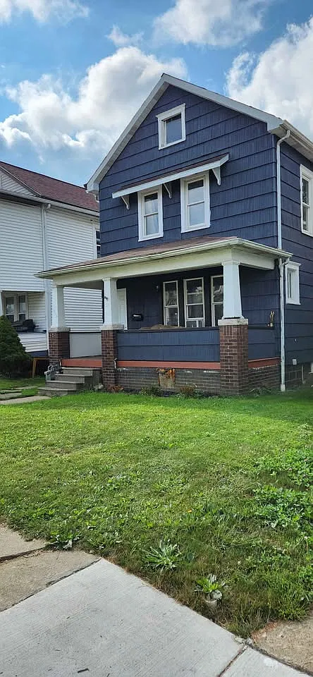 4 bed, 1440 sqft, $1,200 — Photo 1