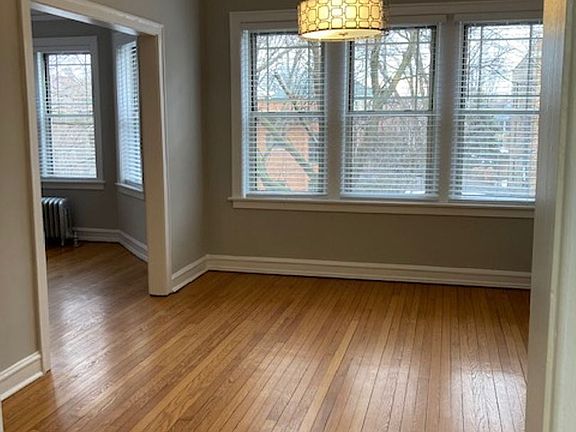 4th image of 4509 N Greenview Ave #G