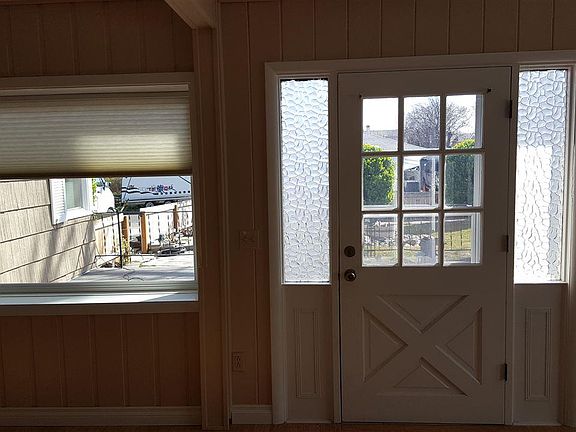 3rd image of 4005 W Kennewick Ave